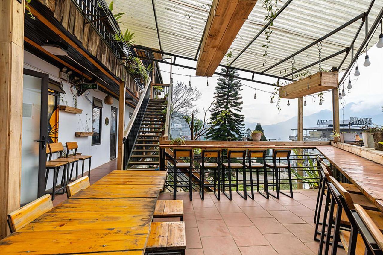 Gao House & Coffee Hotell Sapa Exteriör bild